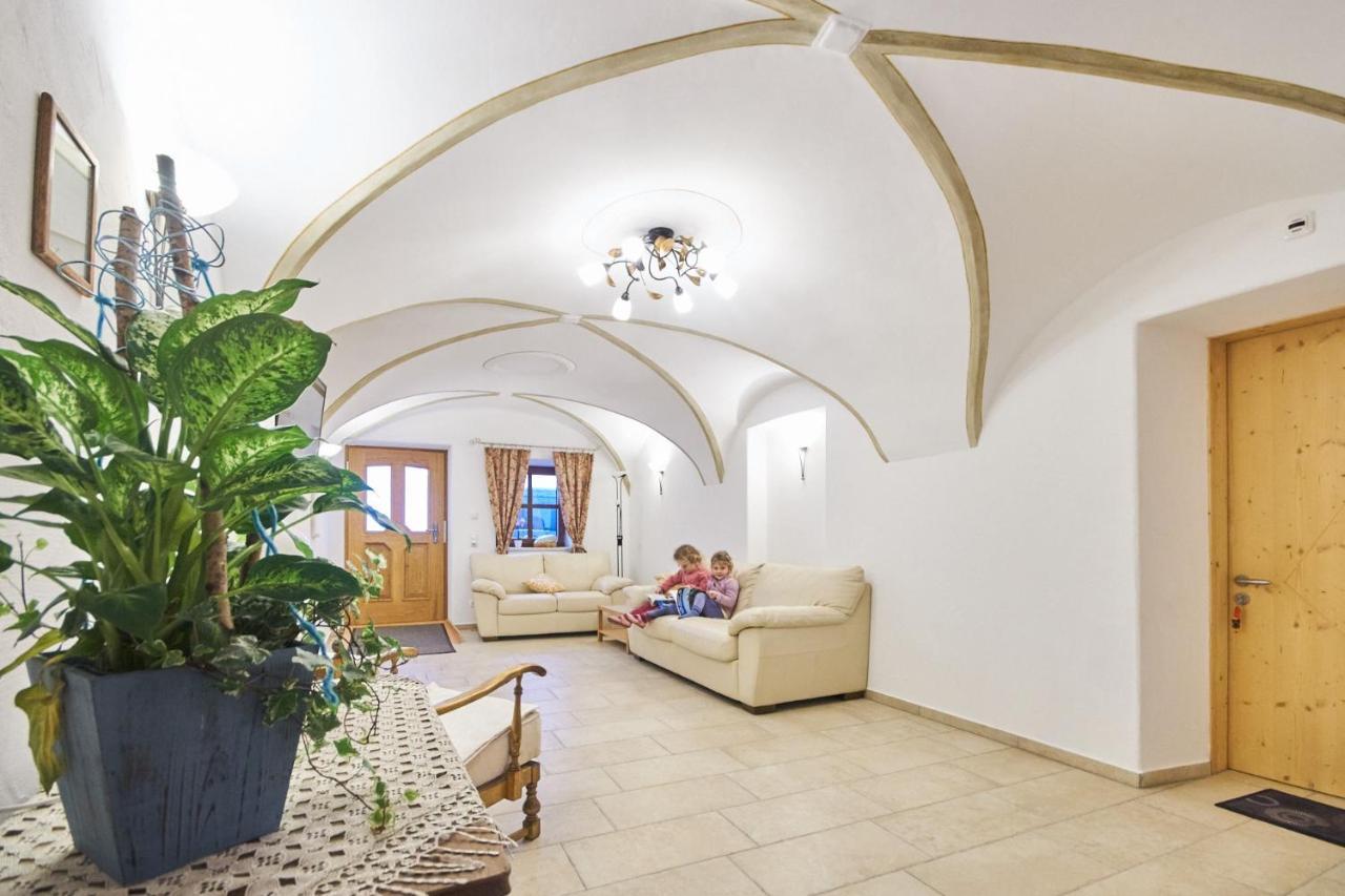 Stadel Hof Altötting Exteriör bild