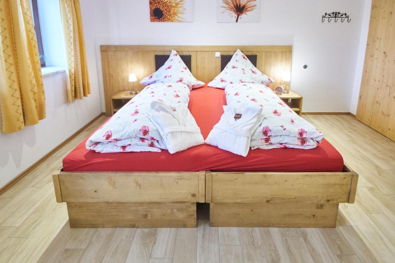 Stadel Hof Altötting Exteriör bild